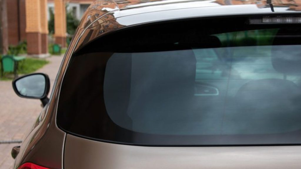 back windshield replacement cost