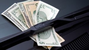 how to save money on windshield replacement